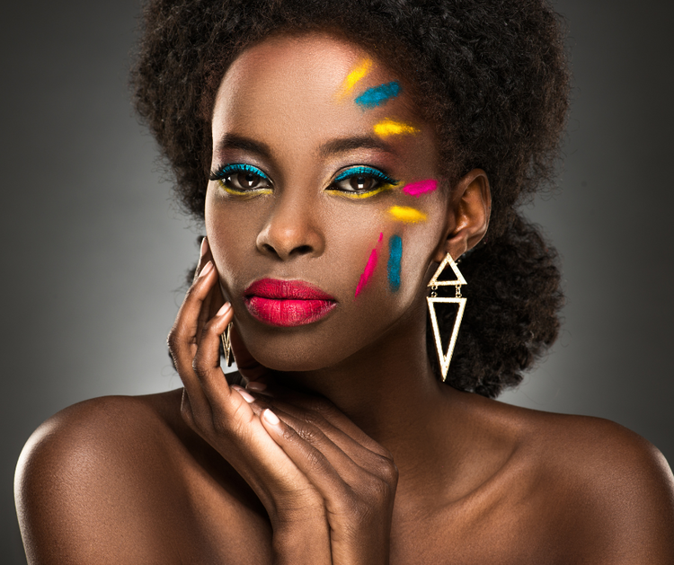 A Journey Through the History of Eyeshadow Medusa's Makeup