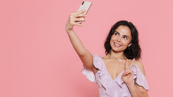 Viral Alt Makeup Trends Taking Over TikTok in 2025 – Medusa's Makeup