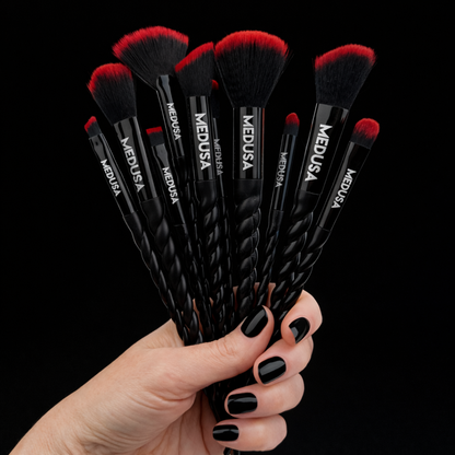 gothic-unicorn-brush-set-1-black