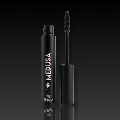 Black mascara with 'MEDUSA' branding on a black background