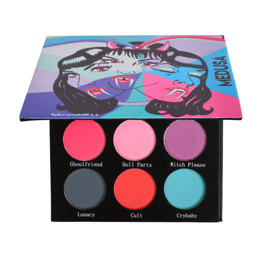Makeup palette with colorful shades and 'Medusa' branding on a white background