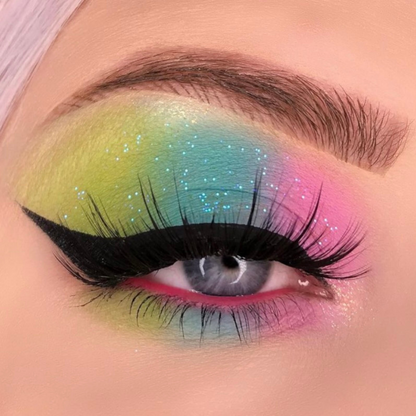 @spyonmyeye a models eye with multi color eue dust on.